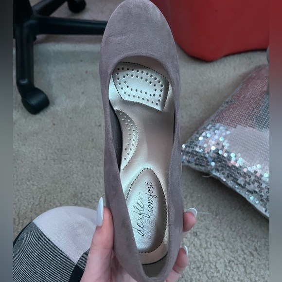 Purple/Nude heels - Picture 3 of 4